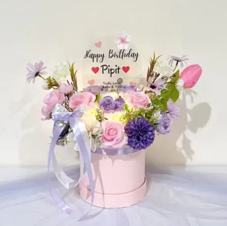 Bloom Box Akrilik Ucapan Ulang Tahun Parigi Moutong
